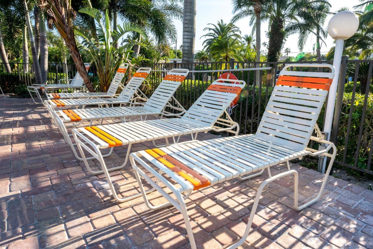 The Capri At Siesta Hotel Siesta Key Bagian luar foto